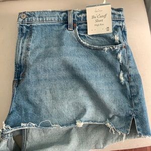Abercrombie & Fitch Mom short high rise